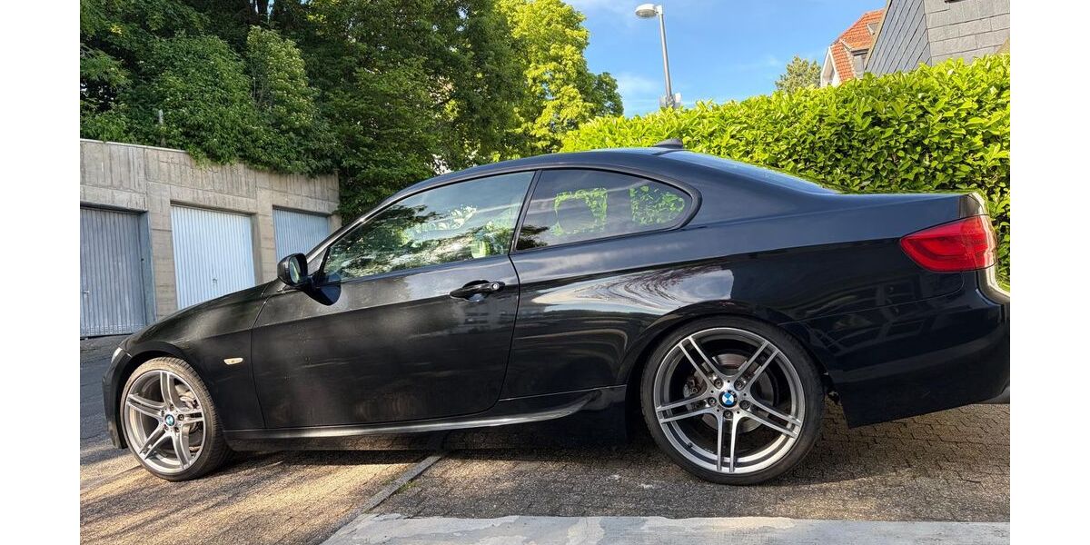 BMW 325 131.000 km 16.500 &euro; Wuppertal 42109