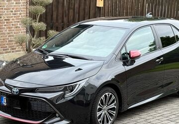 Toyota Corolla 17.500 km 23.700 &euro; Düsseldorf 40547