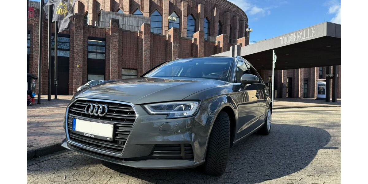 Audi A3 111.000 km 14.500 &euro; Düsseldorf 40477