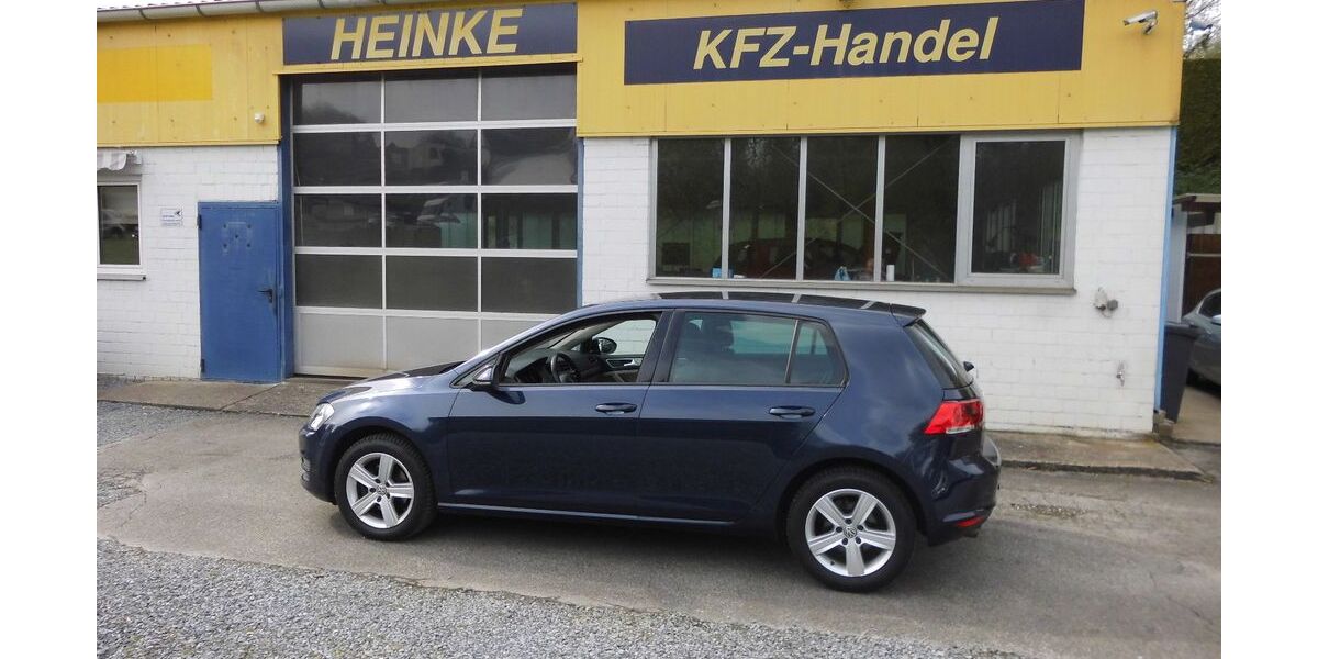 VW Golf 292.000 km 5.900 &euro; Burscheid 51399