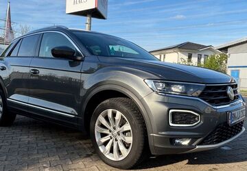 VW T-Roc 166.266 km 15.900 &euro; Kaarst 41564
