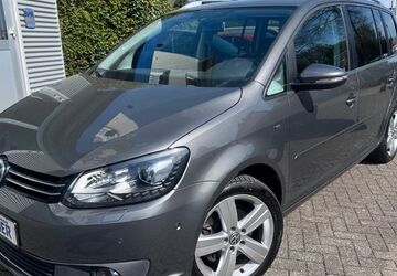 VW Touran 131.000 km 14.700 &euro; Bergisch-Gladbach 51469