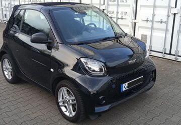 Smart ForTwo 10.800 km 13.400 &euro; Köln 50769