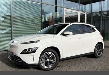 Hyundai KONA Elektro 28.417 km 24.590 &euro; Bergisch Gladbach 51429
