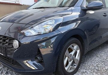 Hyundai i10 22.653 km 13.990 &euro; Solingen 42653