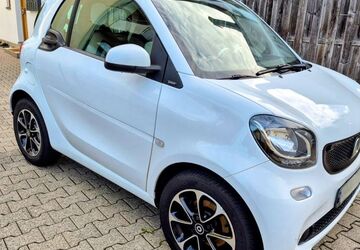 Smart ForTwo 85.000 km 7.689 &euro; Köln 50769