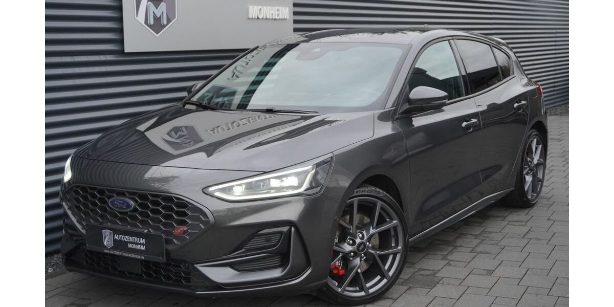 Ford Focus 23.000 km 30.990 &euro; Monheim am Rhein 40789