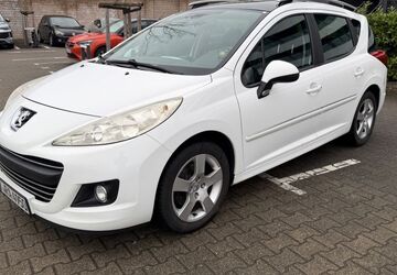 Peugeot 207 189.000 km 2.990 &euro; Köln 50739