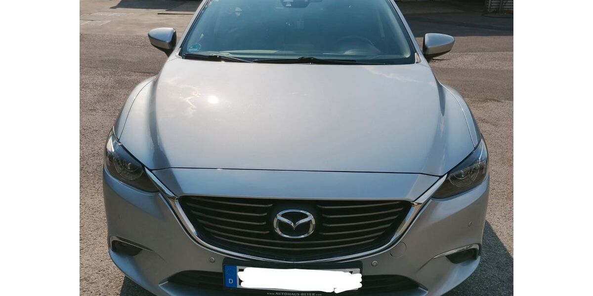 Mazda 6 180.000 km 8.599 &euro; Köln 51105