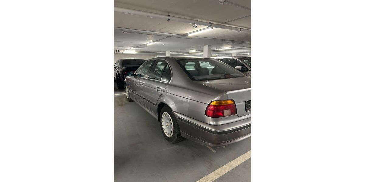 BMW 520 112.000 km 3.800 &euro; Hilden 40724