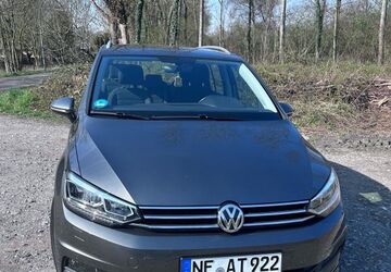VW Touran 109.000 km 18.900 &euro; Grevenbroich 41516