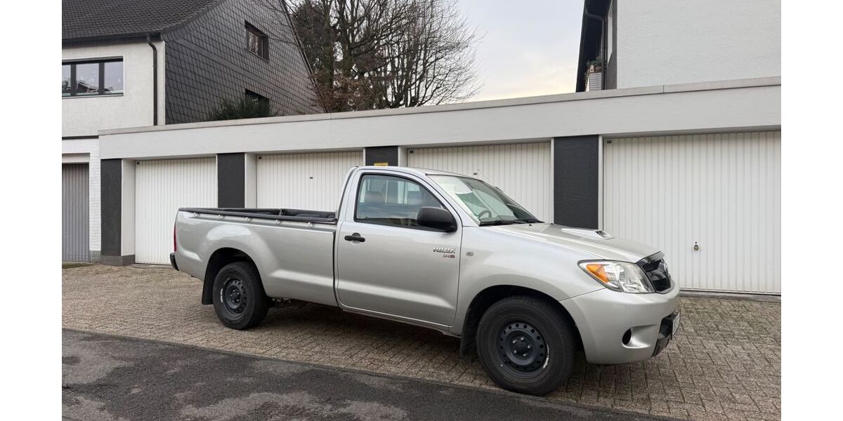 Toyota Hilux 47.700 km 12.900 &euro; Mülheim 45470