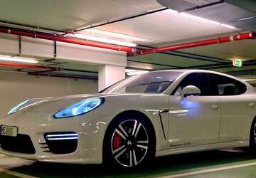Porsche Panamera 199.999 km 33.750 &euro; Hilden 40724