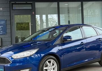 Ford Focus 63.000 km 9.500 &euro; Düsseldorf 40599