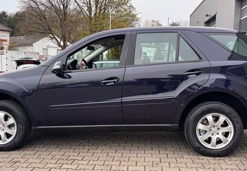 Mercedes-Benz ML 320 191.500 km 11.680 &euro; Bergisch Gladbach 51469