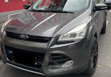 Ford Kuga 132.000 km 12.999 &euro; Düsseldorf 40625
