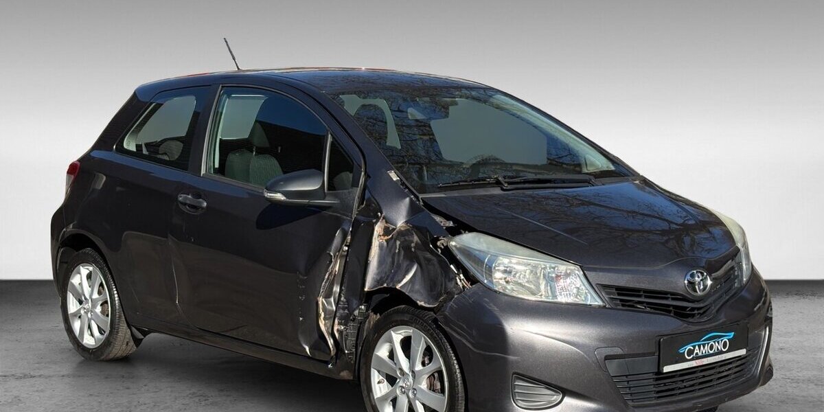Toyota Yaris 1.0 Basic Radio 91.836 km 1.990 &euro; Wuppertal 42327