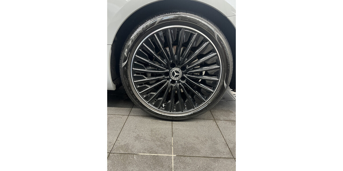 Mercedes-Benz 450 10.550 km 74.100 &euro; Köln 50667