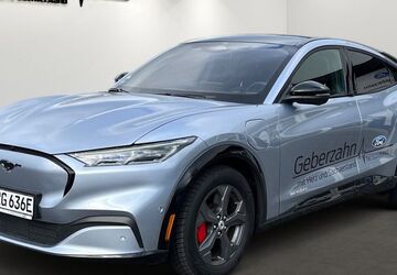 Ford Mustang Mach-E 16.000 km 37.990 &euro; Köln 51107