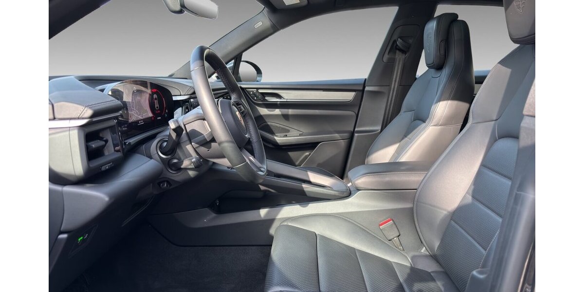 Porsche Macan 4 Bose Pano Volleder 0,25% 23.997 km 75.500 &euro; Wuppertal 42327