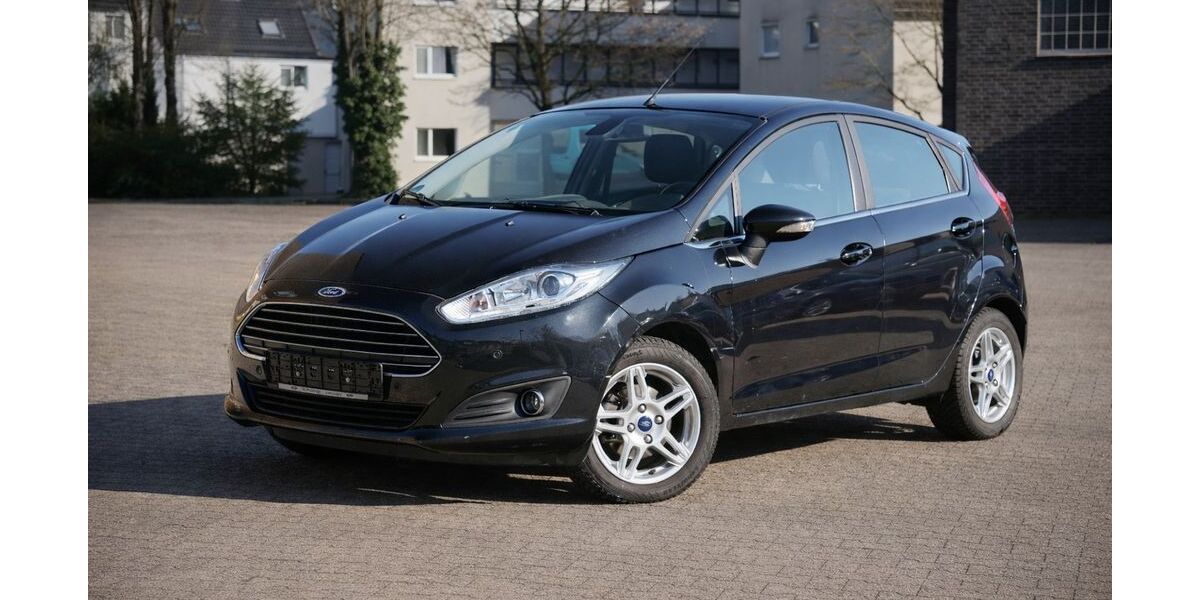 Ford Fiesta 51.611 km 5.900 &euro; Düsseldorf 40597