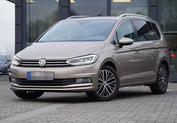 VW Touran 153.000 km 17.980 &euro; Korschenbroich 41352