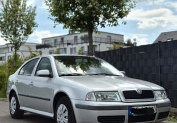 Skoda Octavia 136.000 km 2.450 &euro; Korschenbroich 41352