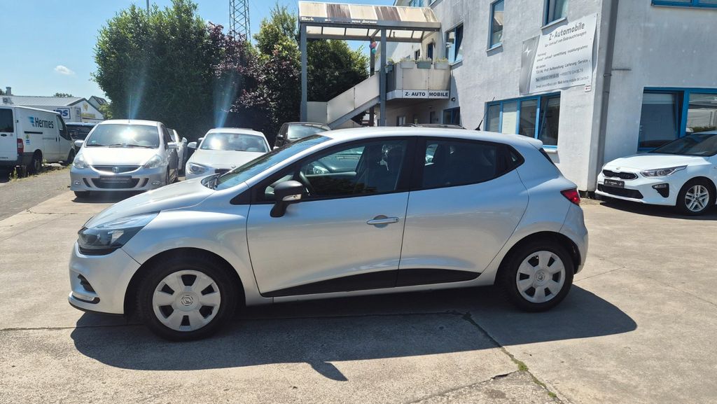 Renault Clio 134.021 km 5.750 &euro; Hilden 40721