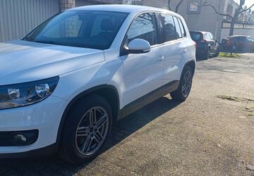 VW Tiguan 230.350 km 7.950 &euro; Köln 50769