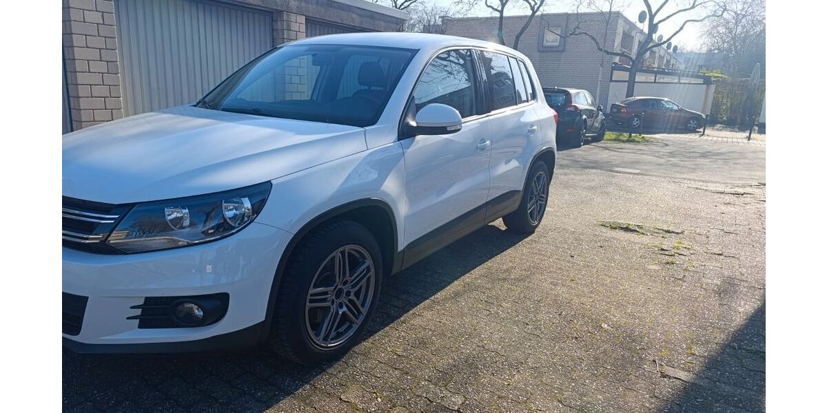 VW Tiguan 230.350 km 7.950 &euro; Köln 50769