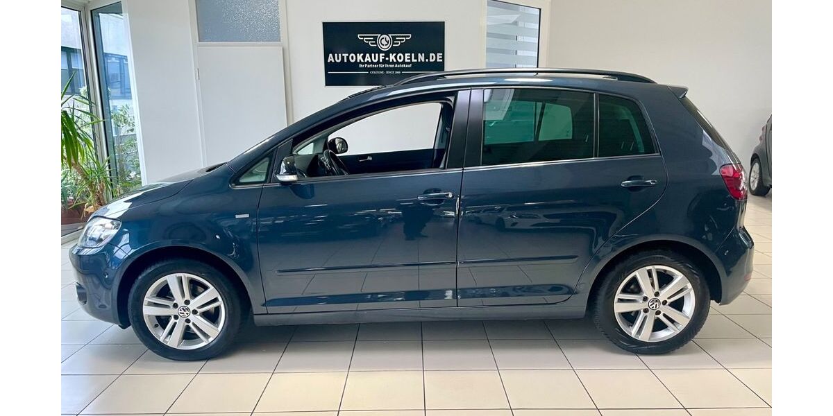 VW Golf 127.000 km 7.590 &euro; Köln 51067