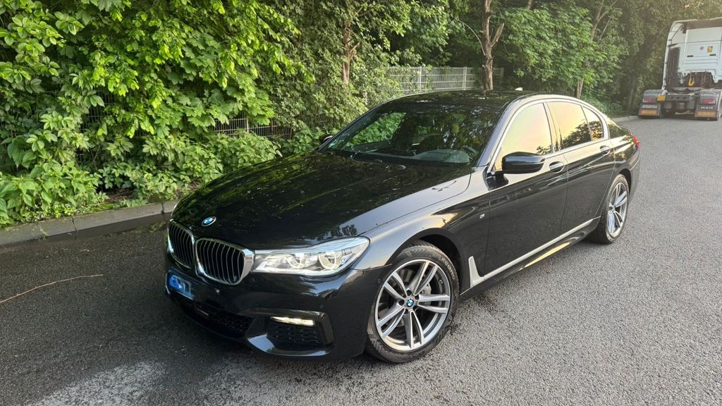 BMW 740 131.000 km 32.500 &euro; Köln 50968