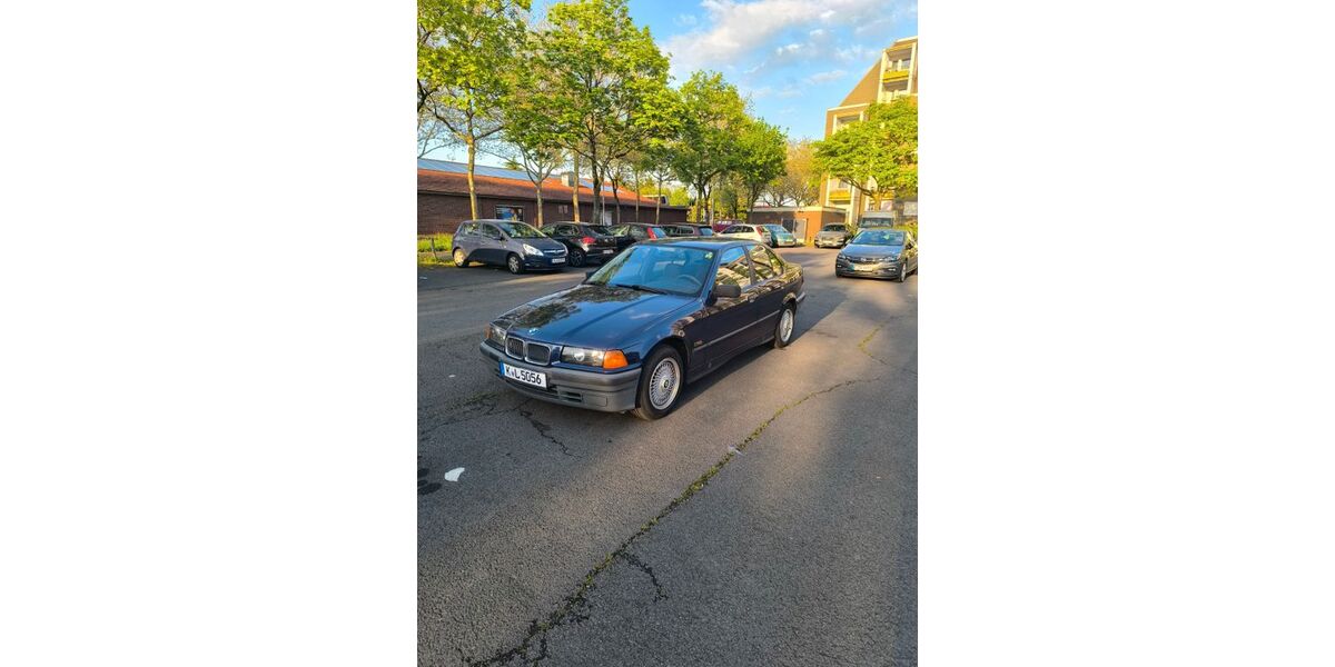 BMW 316 137.000 km 2.700 &euro; Köln 51107
