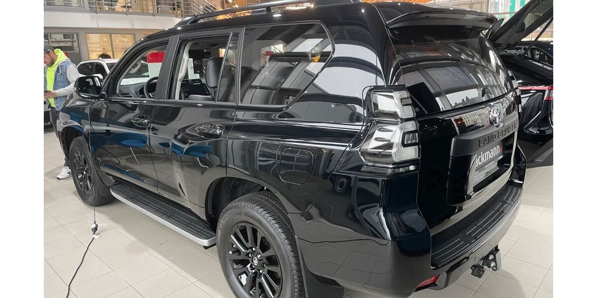 Toyota Land Cruiser 7.850 km 66.550 &euro; Hilden 40724