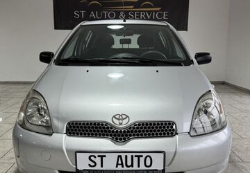 Toyota Yaris 158.780 km 2.690 &euro; Köln 51107