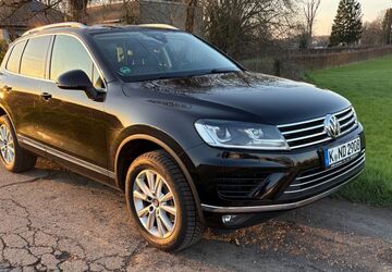 VW Touareg 148.000 km 24.690 &euro; Köln 50996
