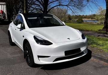 Tesla Model Y 17.500 km 37.500 &euro; Köln 50668