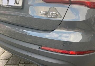 Audi Q3 122.000 km 21.995 &euro; Köln 50769