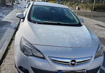 Opel Astra GTC J 245.000 km 4.000 &euro; Wuppertal 42275