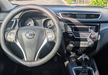 Nissan Qashqai 111.462 km 7.800 &euro; Velbert 42551