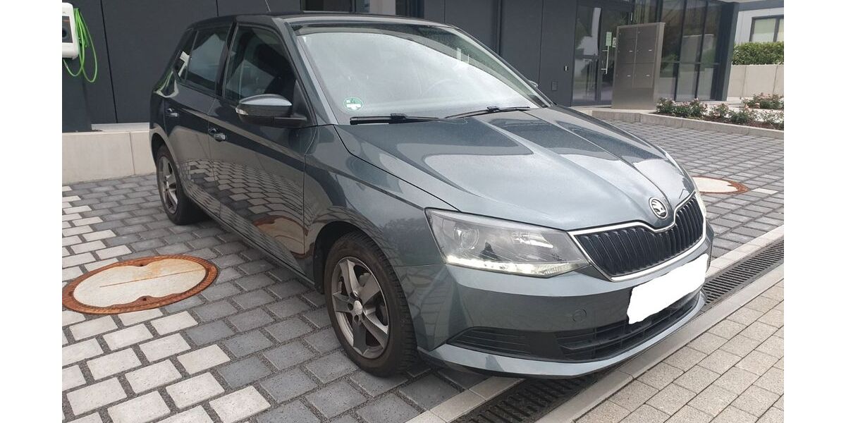 Skoda Fabia 92.789 km 7.190 &euro; Wuppertal 42329