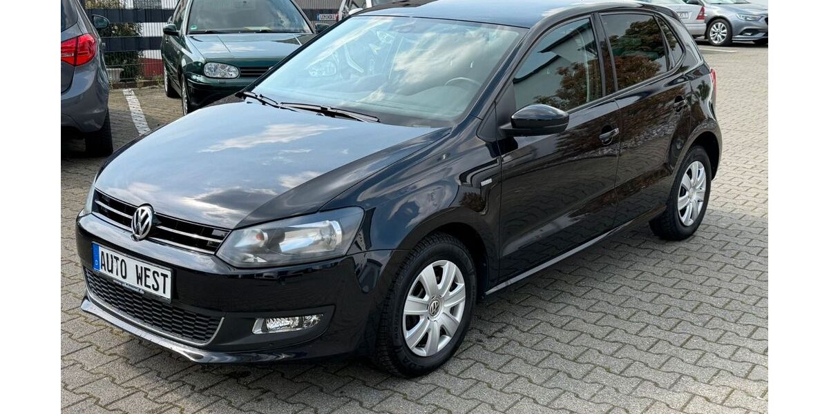 VW Polo 92.898 km 6.950 &euro; Hilden 40721
