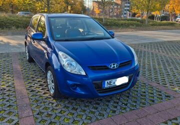 Hyundai i20 195.000 km 2.000 &euro; Neuss 41469