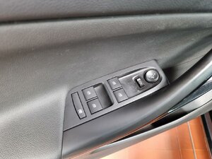 Opel Astra Elegance Keyless Navi Parkass Kamera Winterp 49.703 km 14.580 &euro; HAAN 42781