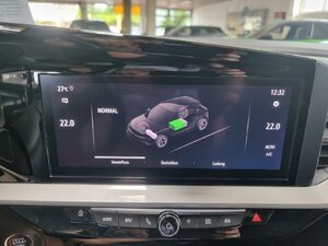 Opel Mokka-e e Ultimate Winterp. Navi Pro Dach schw. Un 14.071 km 22.980 &euro; HAAN 42781