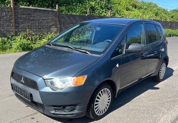 Mitsubishi Colt 80.000 km 4.600 &euro; Köln 50739
