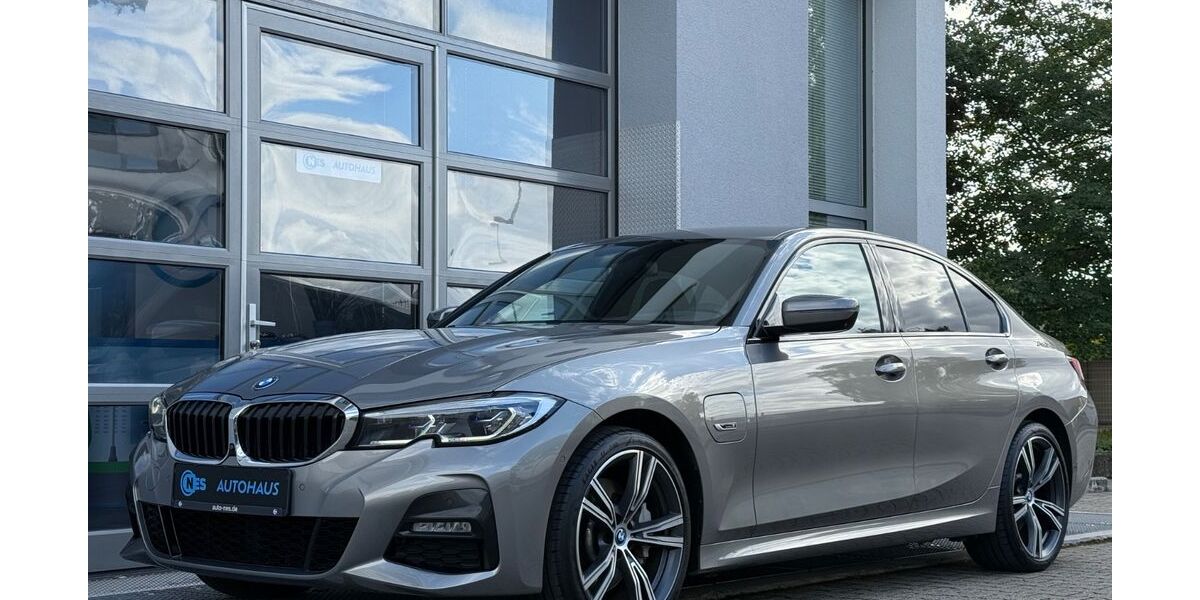 BMW 330 130.063 km 28.999 &euro; Hilden (bei Düsseldorf) 40721