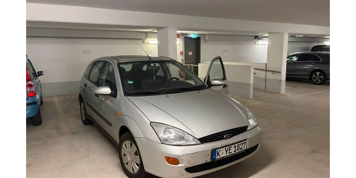 Ford Focus 140.000 km 1.450 &euro; Köln 51065
