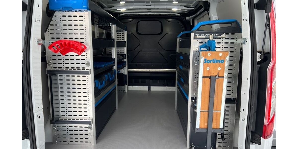 Ford Transit Custom 110.584 km 18.900 &euro; Köln-Riehl 50735