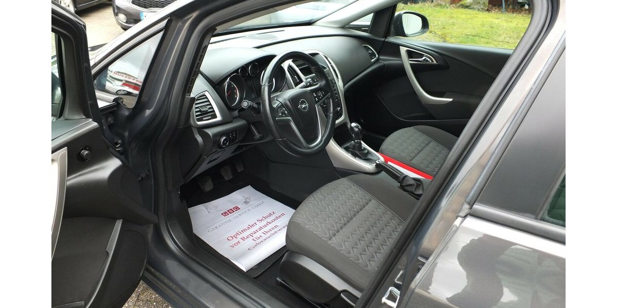 Opel Astra ACTIVE KLIMAANLAGE 17 ZOLL LMF TEMPOMAT 92.855 km 7.598 &euro; Köln 50858